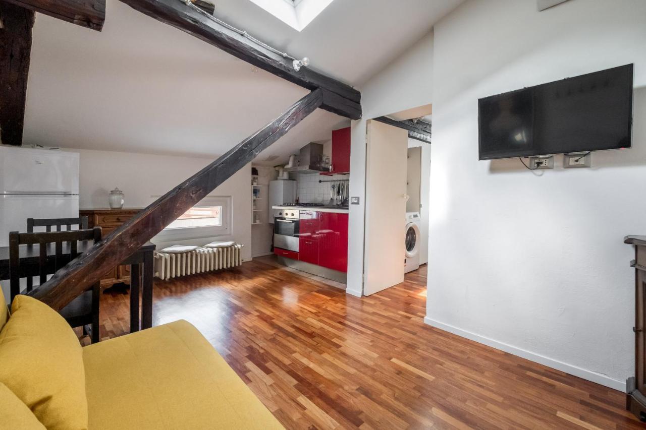 La Mansarda Di Via Zamboni By Wonderful Italy Apartment Bologna Exterior photo